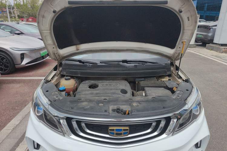 Used Geely Auto Vision X3 2017 1.5L Manual Luxury Model Engine Bay