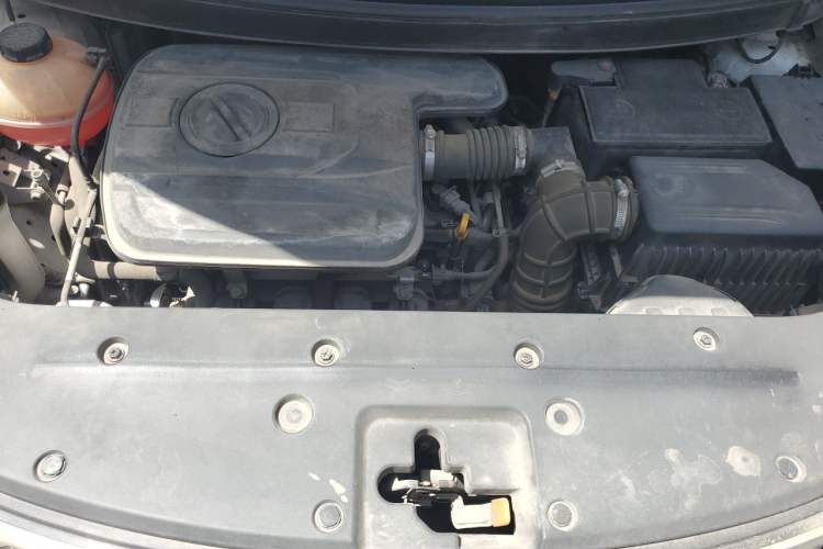 Used Geely Auto Vision X3 2017 1.5L Automatic Luxury Model Engine Bay