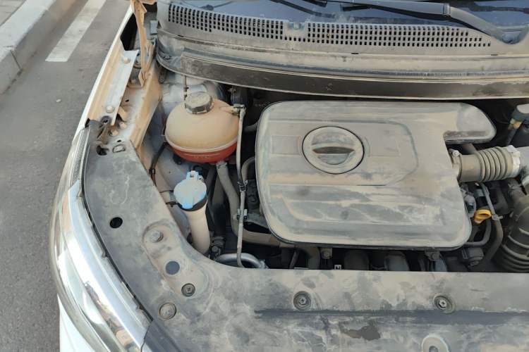 Used Geely Auto Vision X3 2017 1.5L Automatic Elite Model Engine Bay Right