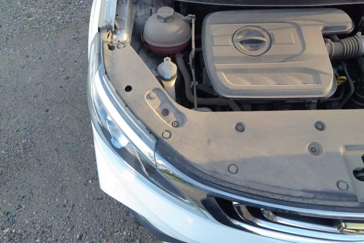 Used Geely Auto Vision X3 2017 1.5L Automatic Elite Model Engine Bay Right