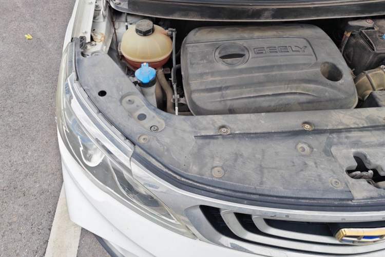 Used Geely Auto Vision X3 2017 1.5L Manual Luxury Model Engine Bay Right