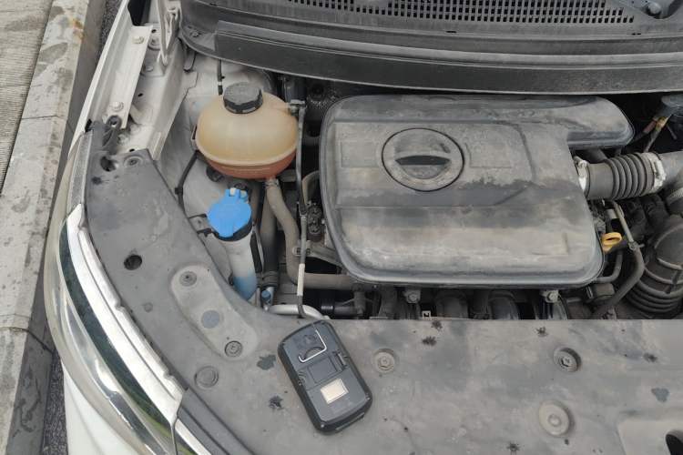 Used Geely Auto Vision X3 2017 1.5L Automatic Luxury Model Engine Bay Right