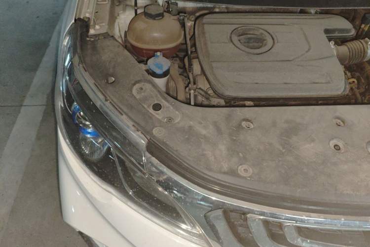 Used Geely Auto Vision X3 2017 1.5L Automatic Elite Model Engine Bay Right