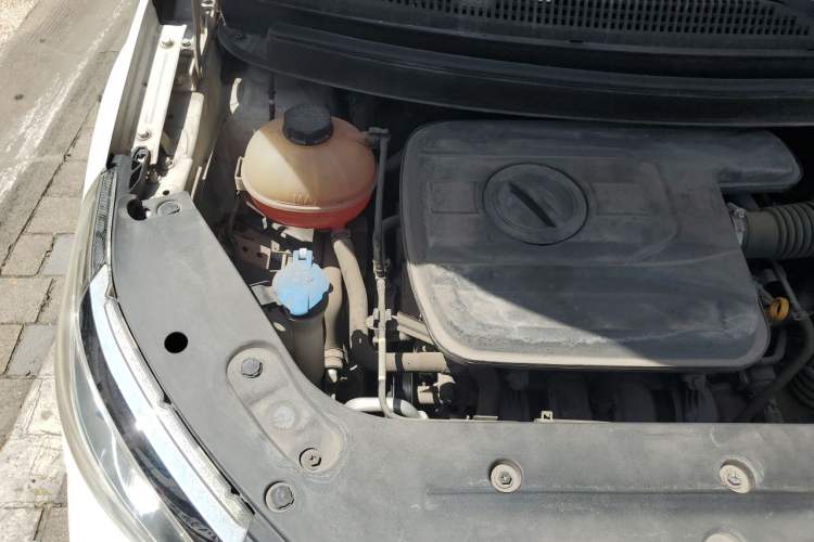 Used Geely Auto Vision X3 2017 1.5L Automatic Luxury Model Engine Bay Right
