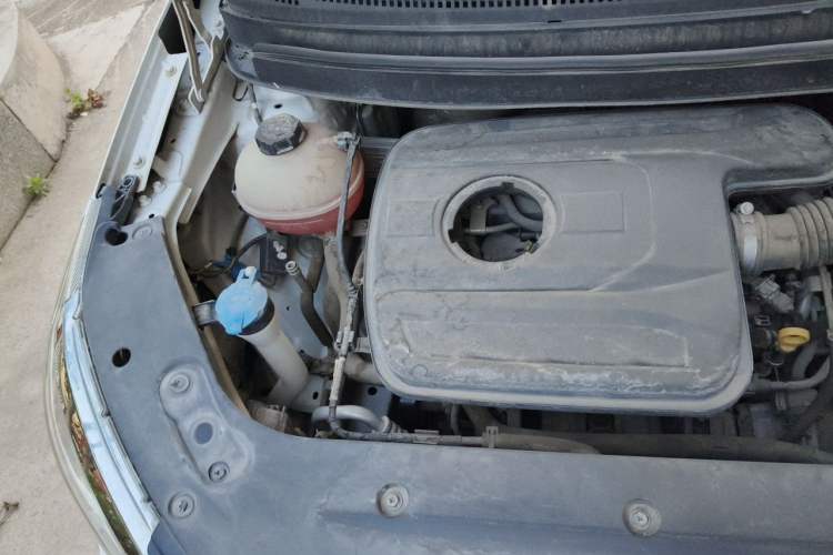 Used Geely Auto Vision X3 2017 1.5L Automatic Elite Model Engine Bay Right