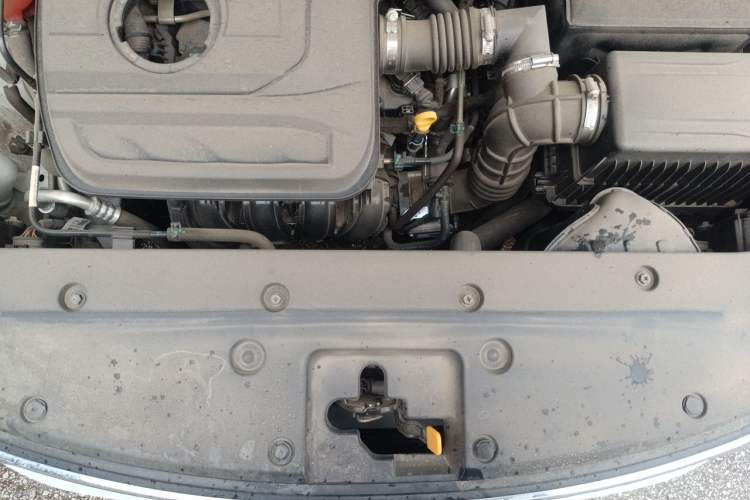Used Geely Auto Vision X3 2017 1.5L Automatic Luxury Model Engine Bay