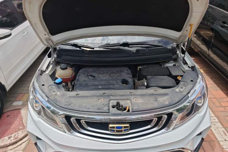 Used Geely Auto Vision X3 2017 1.5L Manual Elite Model Engine Bay