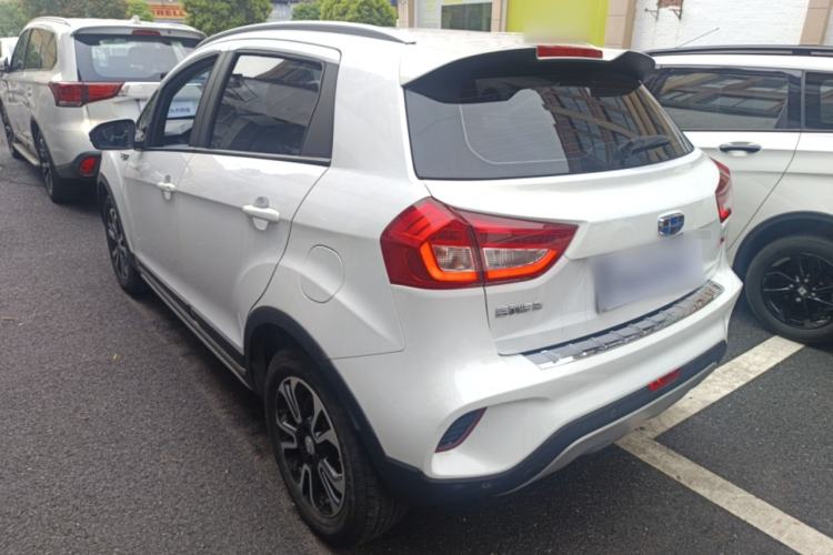 Used Geely Auto Vision X3 2017 1.5L Automatic Elite Model Exterior 2