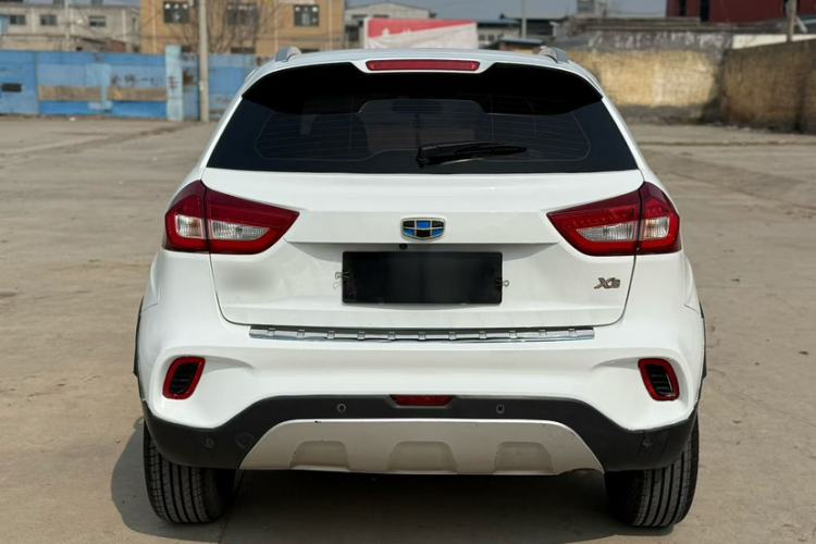 Used Geely Auto Vision X3 2017 1.5L Manual Luxury Model Exterior 2