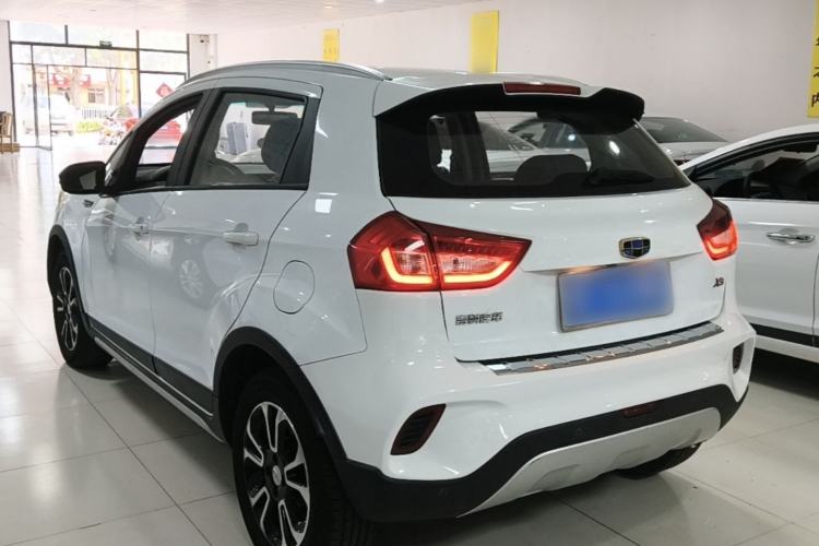 Used Geely Auto Vision X3 2017 1.5L Automatic Elite Model Exterior 2