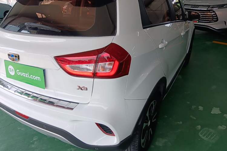 Used Geely Auto Vision X3 2017 1.5L Automatic Elite Model Exterior 3