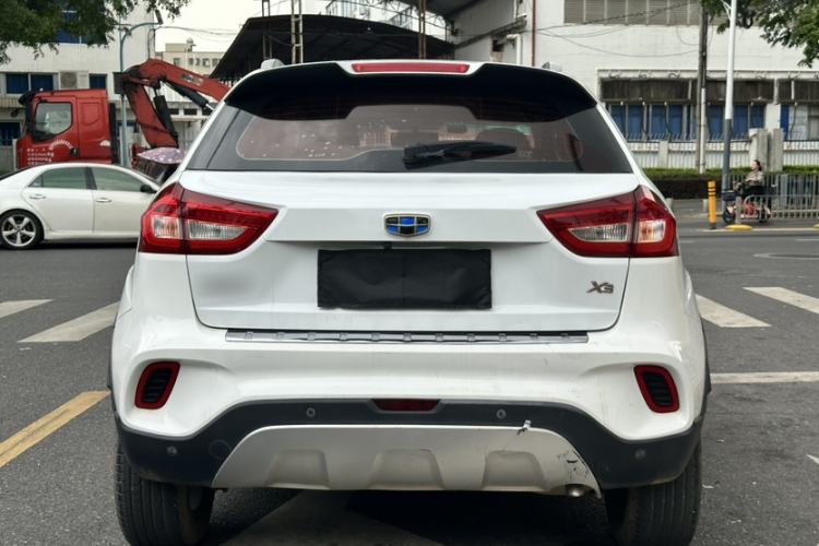Used Geely Auto Vision X3 2017 1.5L Automatic Elite Model Exterior 3