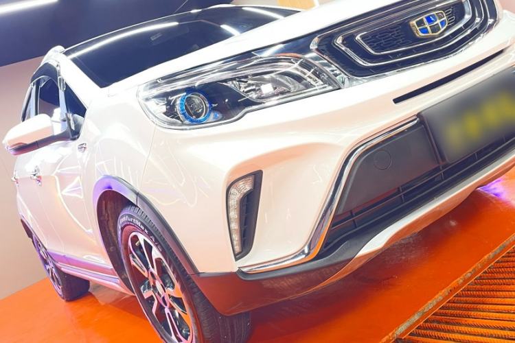 Used Geely Auto Vision X3 2017 1.5L Manual Elite Model Exterior 4