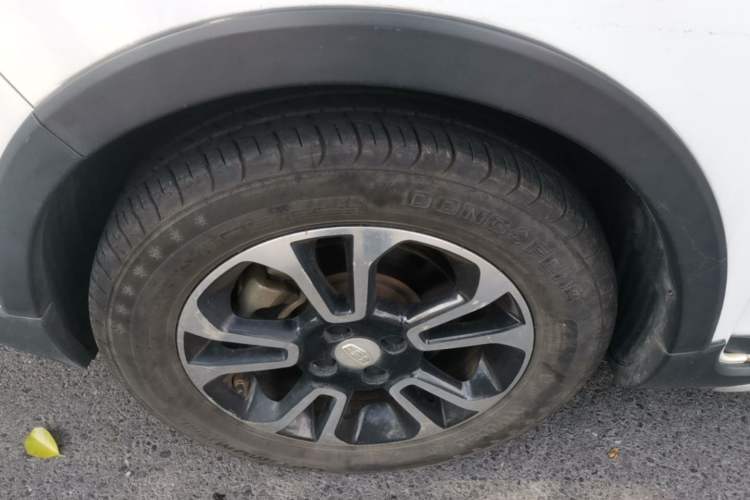 Used Geely Auto Vision X3 2017 1.5L Automatic Elite Model Exterior 4