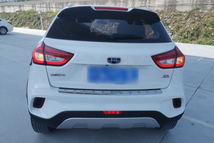 Used Geely Auto Vision X3 2017 1.5L Manual Elite Model Exterior 4