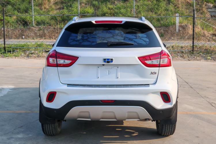 Used Geely Auto Vision X3 2017 1.5L Automatic Luxury Model Exterior 4