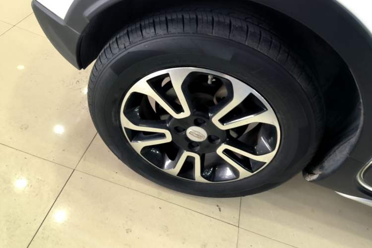 Used Geely Auto Vision X3 2017 1.5L Automatic Elite Model Exterior 5
