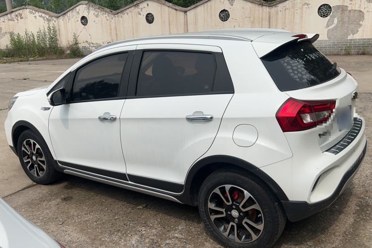Used Geely Auto Vision X3 2017 1.5L Automatic Luxury Model Exterior 5