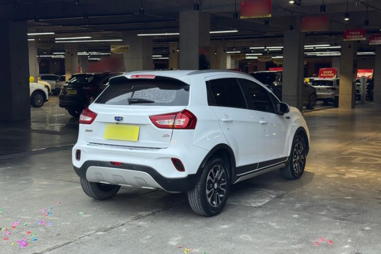 Used Geely Auto Vision X3 2017 1.5L Manual Luxury Model Exterior 6