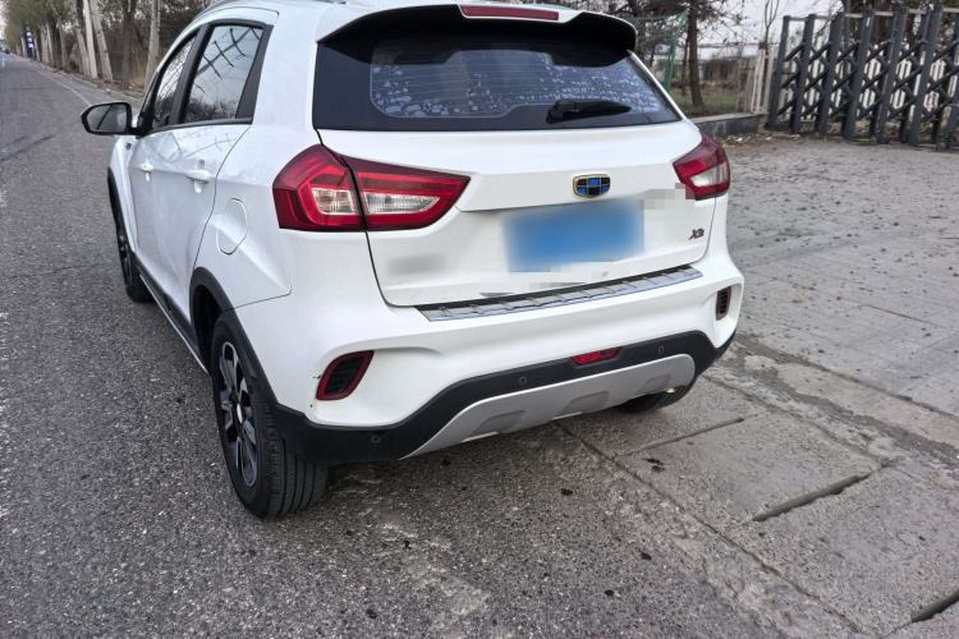 Used Geely Auto Vision X3 2017 1.5L Automatic Luxury Model Exterior 8