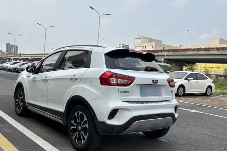 Used Geely Auto Vision X3 2017 1.5L Automatic Elite Model Exterior 9