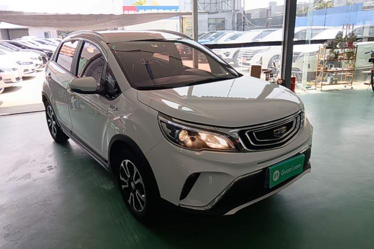 Used Geely Auto Vision X3 2017 1.5L Automatic Elite Model Front Right 45 Deg