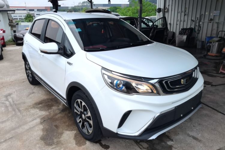 Used Geely Auto Vision X3 2017 1.5L Manual Elite Model Front Right 45 Deg