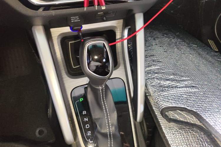 Used Geely Auto Vision X3 2017 1.5L Automatic Luxury Model Gear Lever