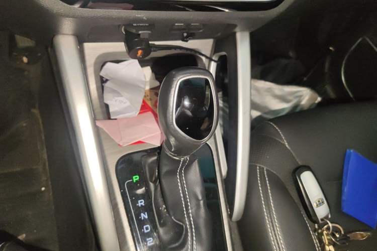 Used Geely Auto Vision X3 2017 1.5L Automatic Elite Model Gear Lever