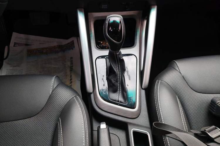 Used Geely Auto Vision X3 2017 1.5L Automatic Luxury Model Gear Lever