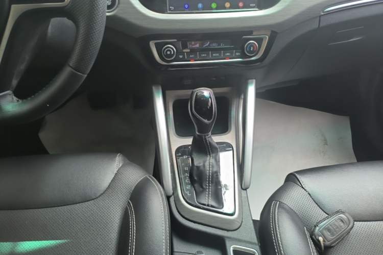 Used Geely Auto Vision X3 2017 1.5L Automatic Luxury Model Gear Lever