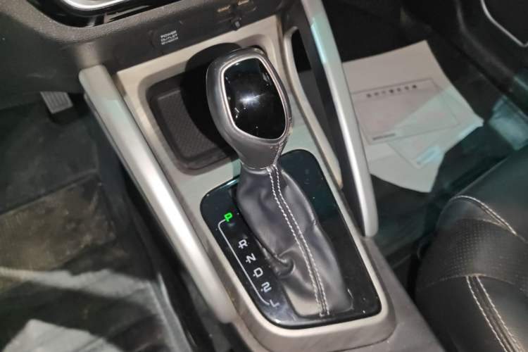Used Geely Auto Vision X3 2017 1.5L Automatic Luxury Model Gear Lever
