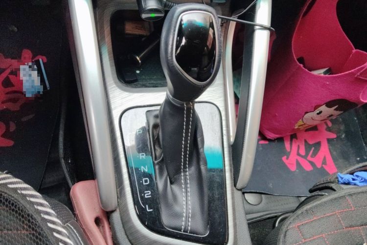 Used Geely Auto Vision X3 2017 1.5L Automatic Elite Model Gear Lever