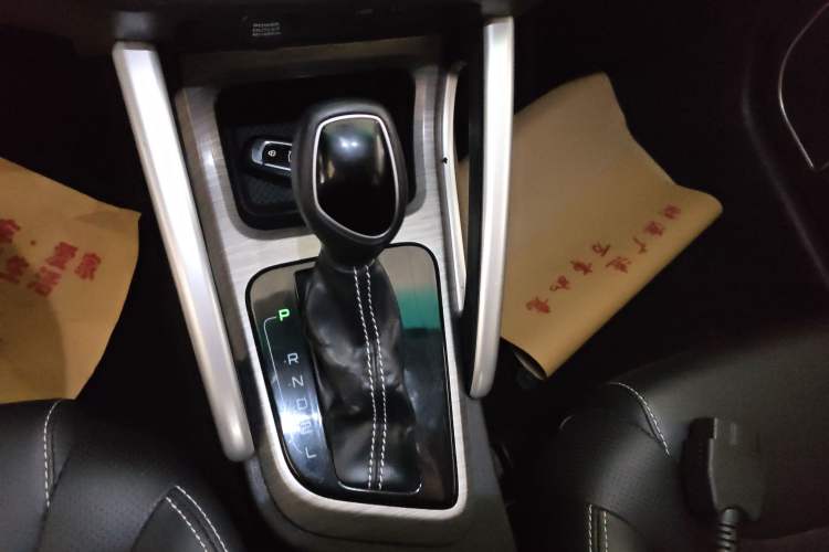 Used Geely Auto Vision X3 2017 1.5L Automatic Luxury Model Gear Lever