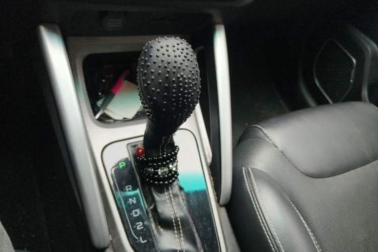 Used Geely Auto Vision X3 2017 1.5L Automatic Luxury Model Gear Lever