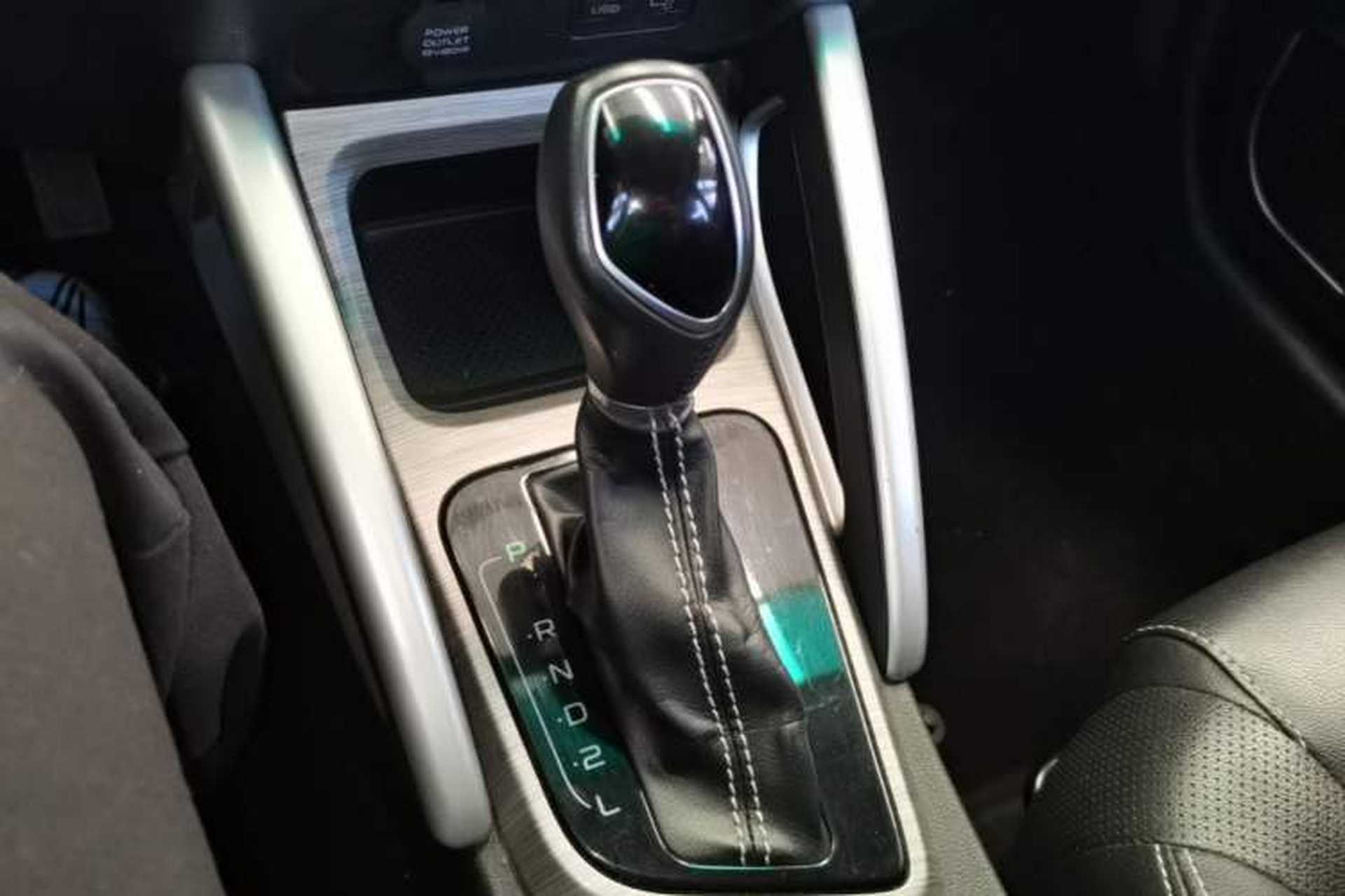 Used Geely Auto Vision X3 2017 1.5L Automatic Elite Model Gear Lever
