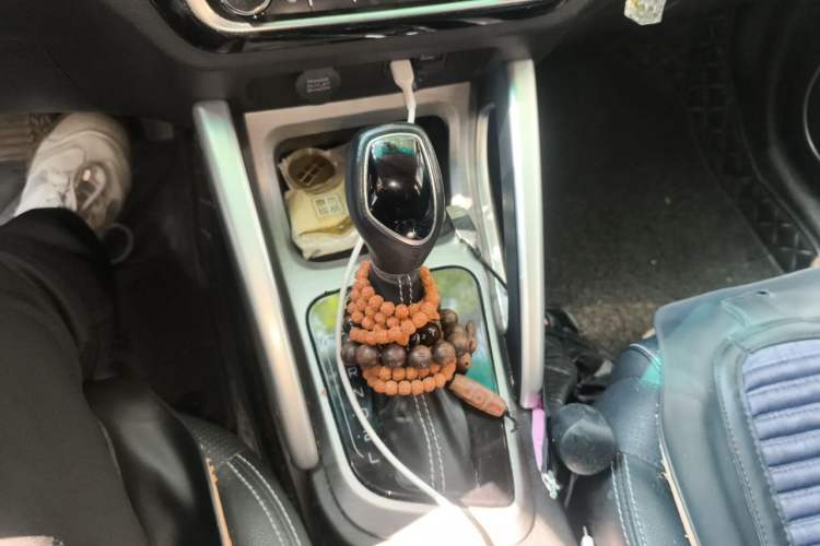Used Geely Auto Vision X3 2017 1.5L Automatic Luxury Model Gear Lever