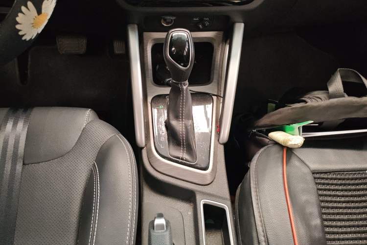 Used Geely Auto Vision X3 2017 1.5L Automatic Elite Model Gear Lever