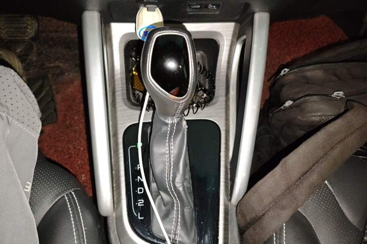 Used Geely Auto Vision X3 2017 1.5L Automatic Luxury Model Gear Lever