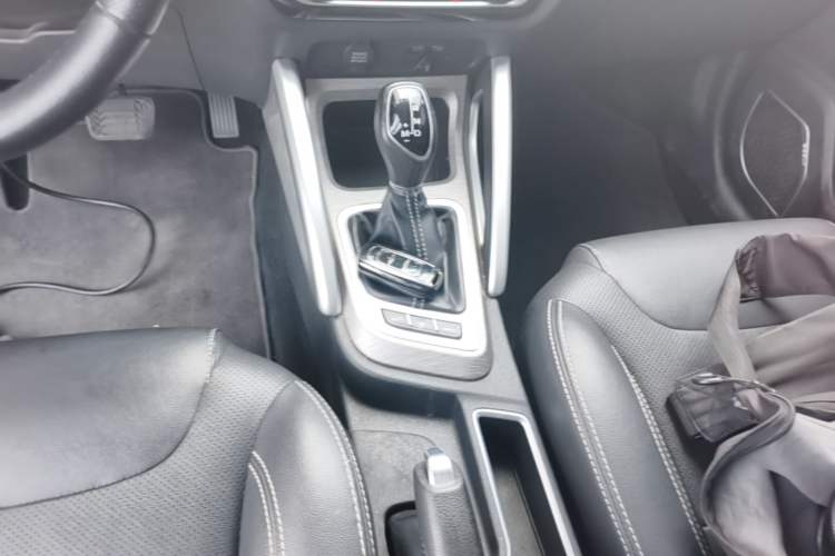 Used Geely Auto Vision X3 2017 1.5L Automatic Luxury Model Gear Lever
