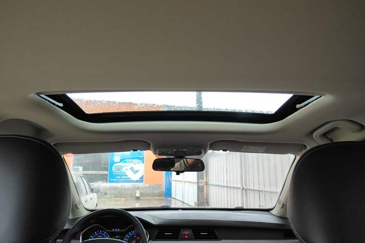 Used Geely Auto Vision X3 2017 1.5L Automatic Luxury Model Headliner