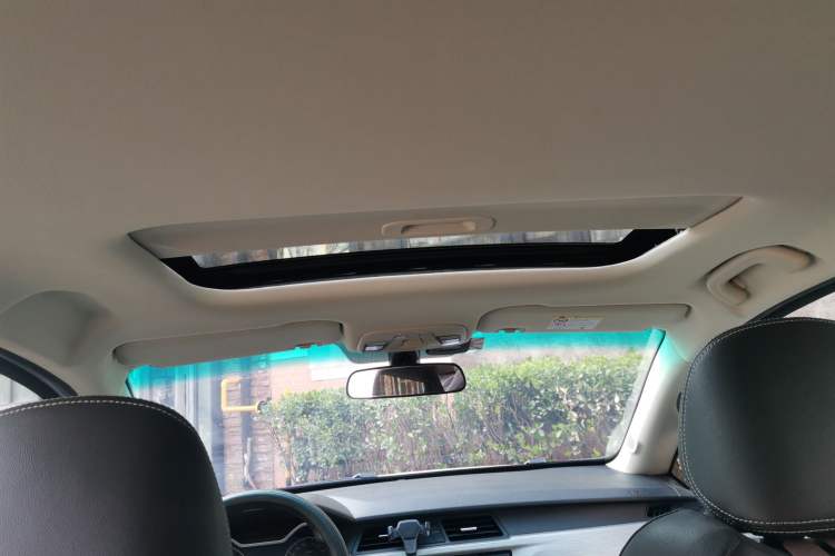 Used Geely Auto Vision X3 2017 1.5L Automatic Luxury Model Headliner