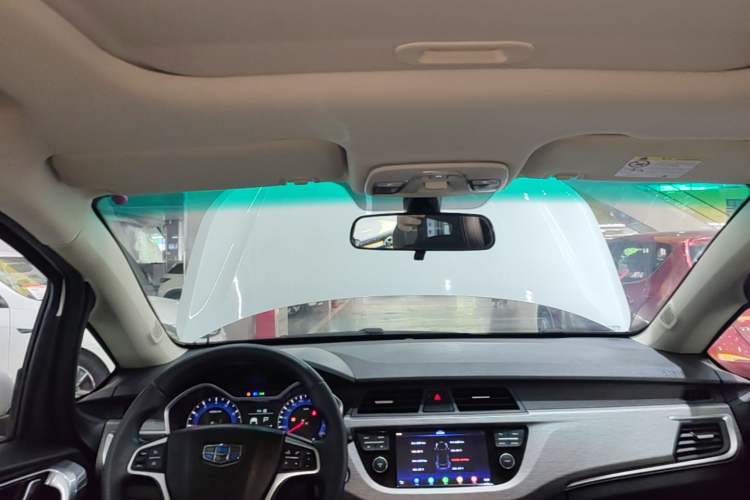 Used Geely Auto Vision X3 2017 1.5L Automatic Luxury Model Headliner