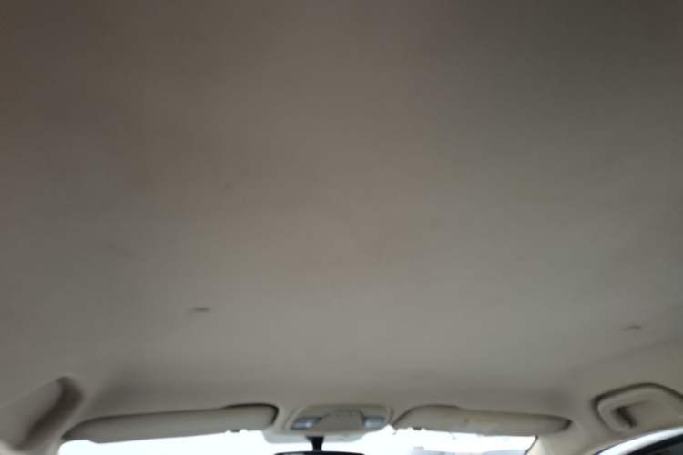 Used Geely Auto Vision X3 2017 1.5L Manual Elite Model Headliner
