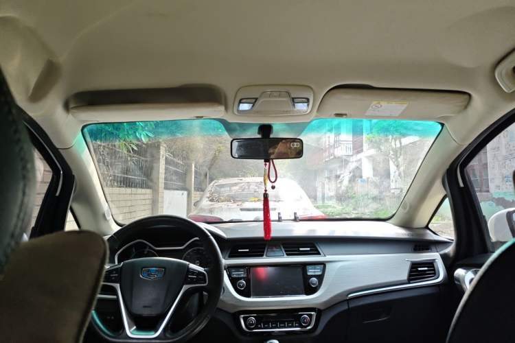 Used Geely Auto Vision X3 2017 1.5L Automatic Elite Model Headliner