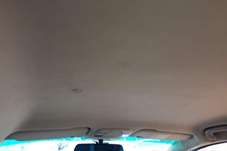 Used Geely Auto Vision X3 2017 1.5L Manual Elite Model Headliner