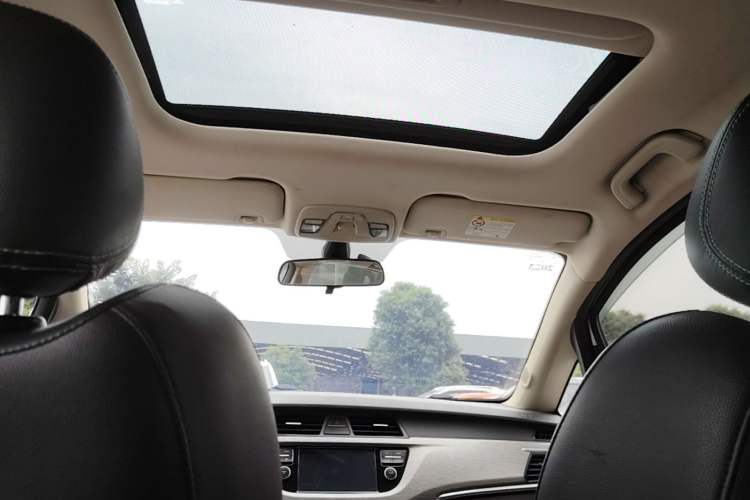 Used Geely Auto Vision X3 2017 1.5L Automatic Luxury Model Headliner