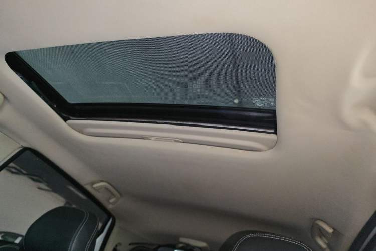 Used Geely Auto Vision X3 2017 1.5L Automatic Luxury Model Headliner