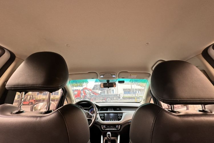 Used Geely Auto Vision X3 2017 1.5L Automatic Elite Model Headliner