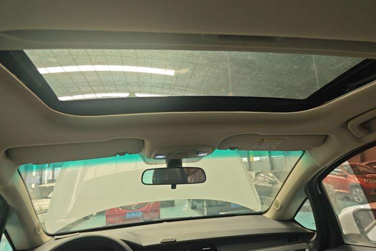 Used Geely Auto Vision X3 2017 1.5L Automatic Luxury Model Headliner